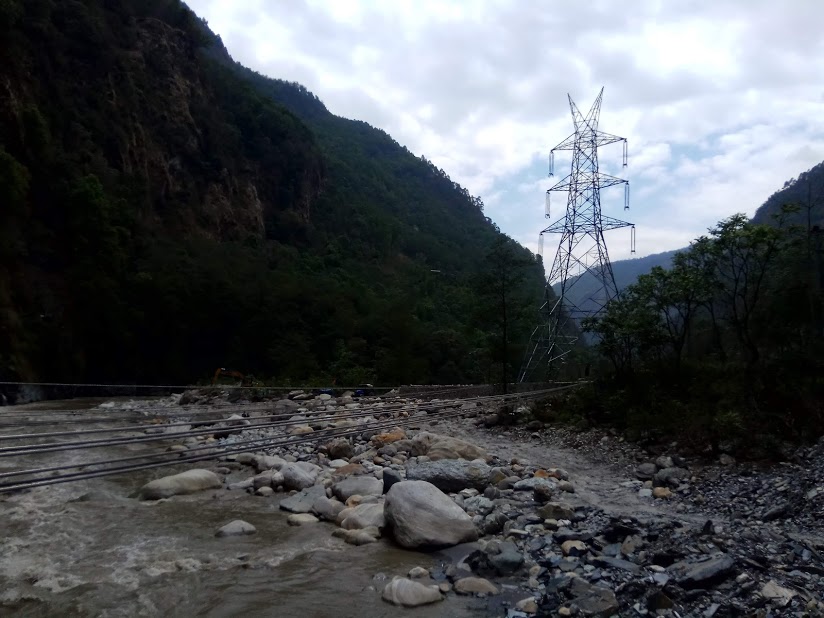 जलविद्युत कम्पनीको खराव वित्तीय अवस्थाले लगानीकर्ता संकटमा