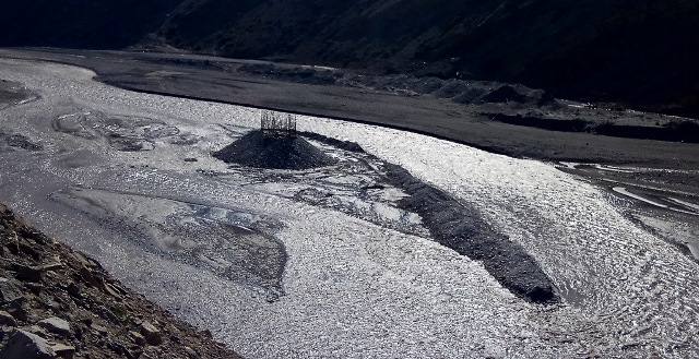 मुस्ताङ्गमा समयमा काम नगर्ने ठेकदारको धरौटी जफत