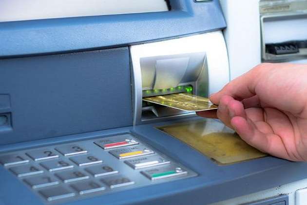 01_04_2019-sbi_atm_card_19092838 कोरोना असर रहुन्जेल अन्तरबैंक एटीएम प्रयोगमा पैसा नलाग्ने