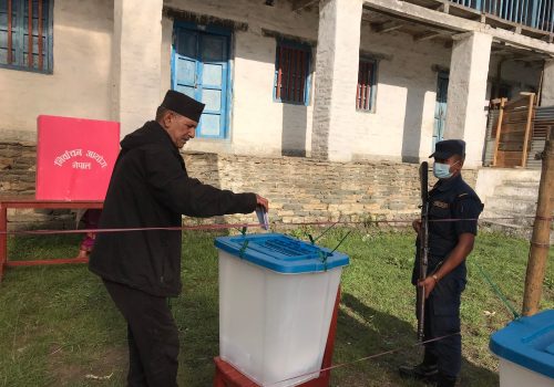 म्याग्दीमा ६६.२२ प्रतिशत मत खस्यो, भारी वर्षाले मतपेटिका ढुवानीमा समस्या