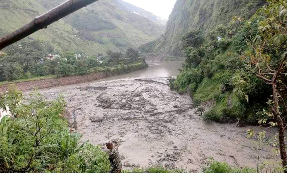 दार्चुला अपडेट : बाढीपहिरोले ५ जनाको मृत्यु ७ बेपत्ता