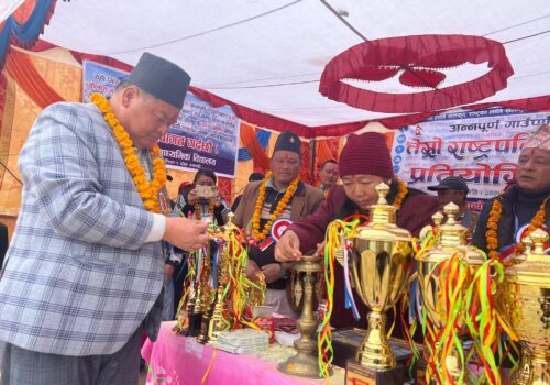 दोवामा अन्नपूर्ण गाउँपालिका स्तरीय राष्ट्रपति रनिङ शिल्ड शुरु