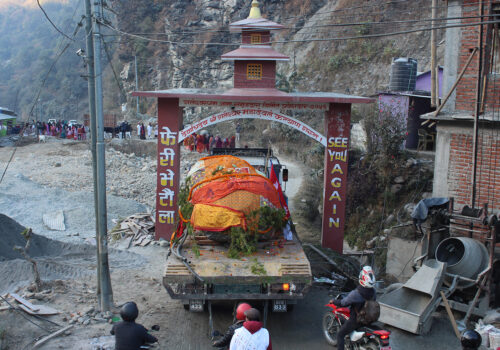 यसरी पठाइयाे कालीगण्डकीकाे शिला अयाेध्या (भिडियाे)