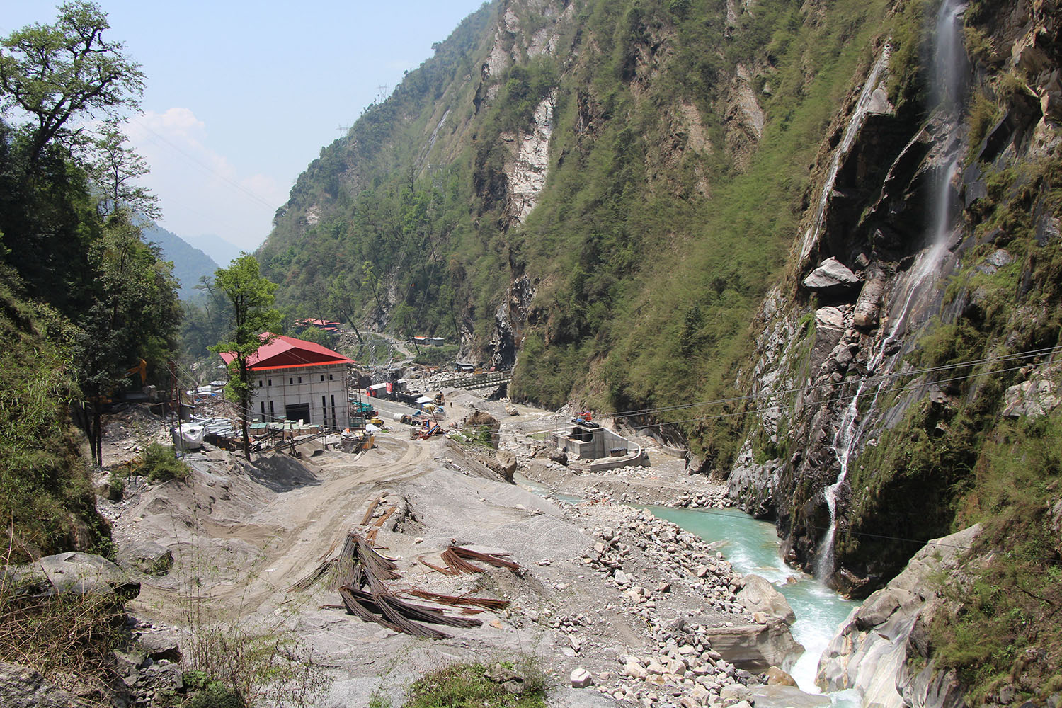 १११.७ मेगावाटका निलगिरी १ र २ अन्तिम चरणमा