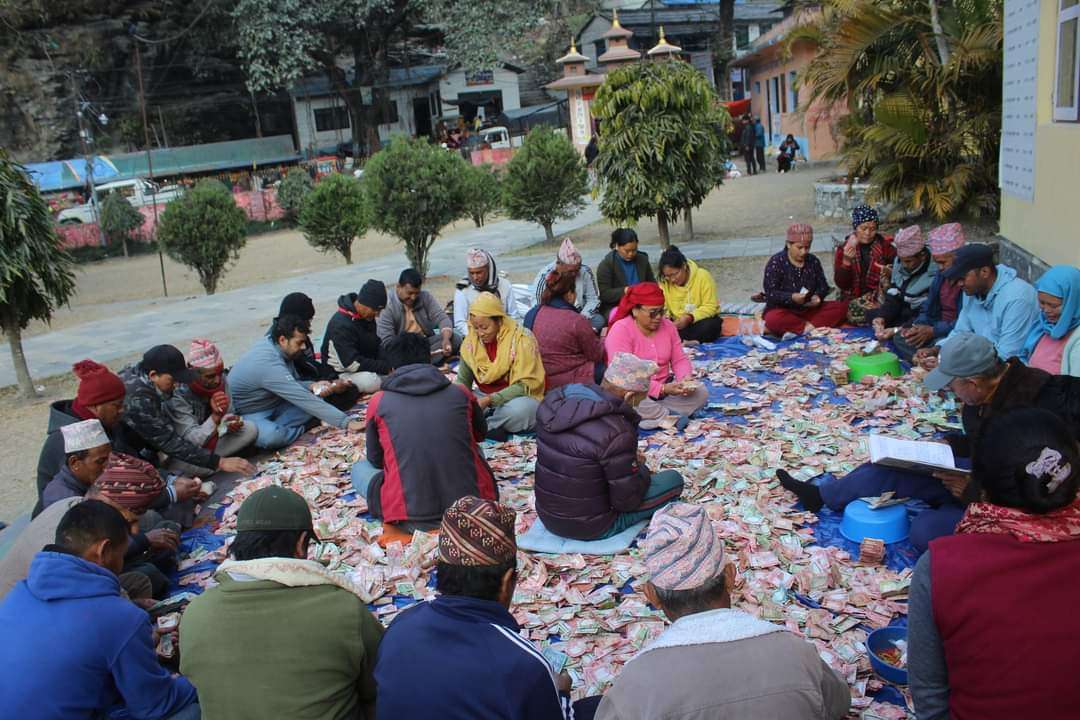 महाँशिवरात्रीकाे भेटी चार लाखबढी