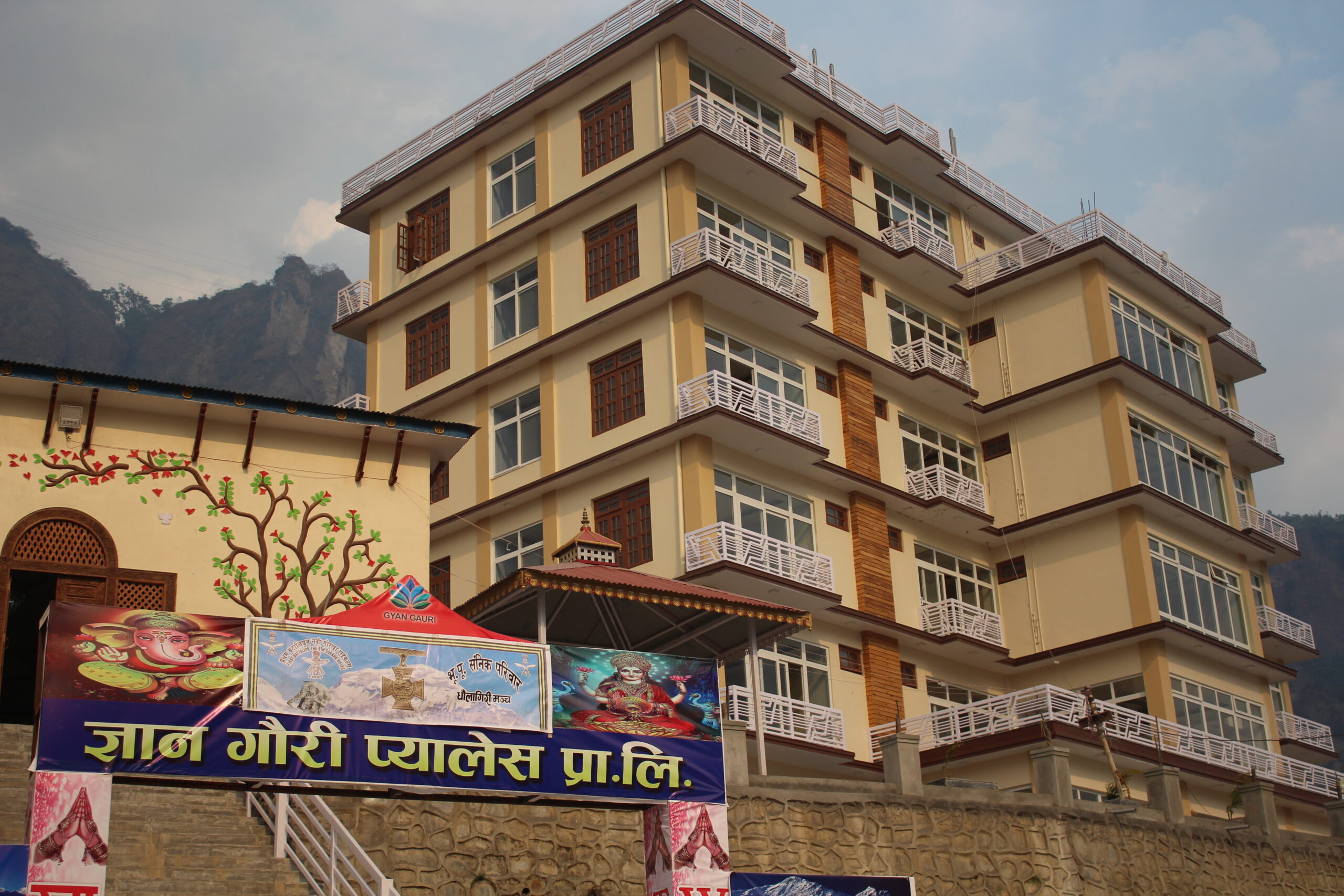 IMG_2316 बेनीमा ३० करोड लगानीमा ज्ञानगौरी प्यालेस होटल संञ्चालन तर्खर