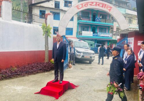 दैलाेमै विवादमा परे सिडिअाे, प्रकृया र कागजमा कुनै कम्प्रमाइज गर्दिन, सवैकाे सम्मान लिएर फर्कन्छु- प्रजिअ