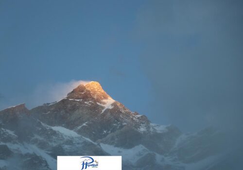 हिमाल गुमाउँदै हिउँ, हामी गुमाउँदै भविष्य