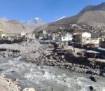 मुस्ताङदेखि कश्मीरसम्म, जलवायु र कंक्रीटले हिममालय श्रृखलाकाे मेरुदण्ड भत्काउँदै छ, कसरी ?