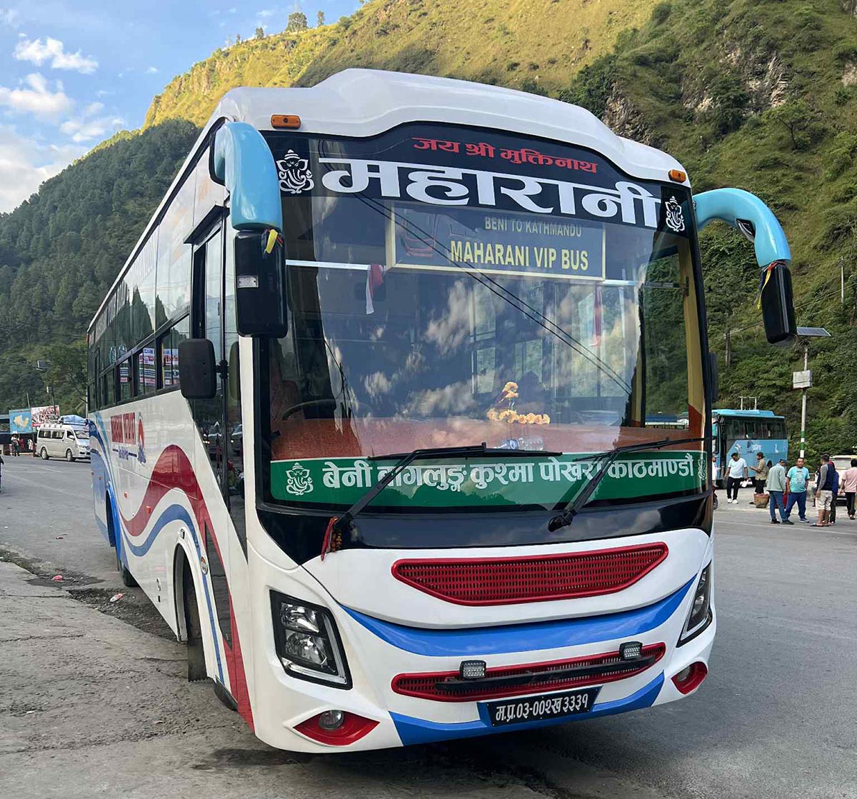 म्याग्दीमा रात्रीकालिन बस सेवा थप प्रतिस्पर्धि बन्दै, थपियाे महारानी यातायात