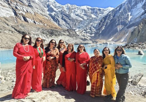 मुस्ताङमा पर्यटकको ओइरो लाग्दा, सडक र बासमा सास्ती