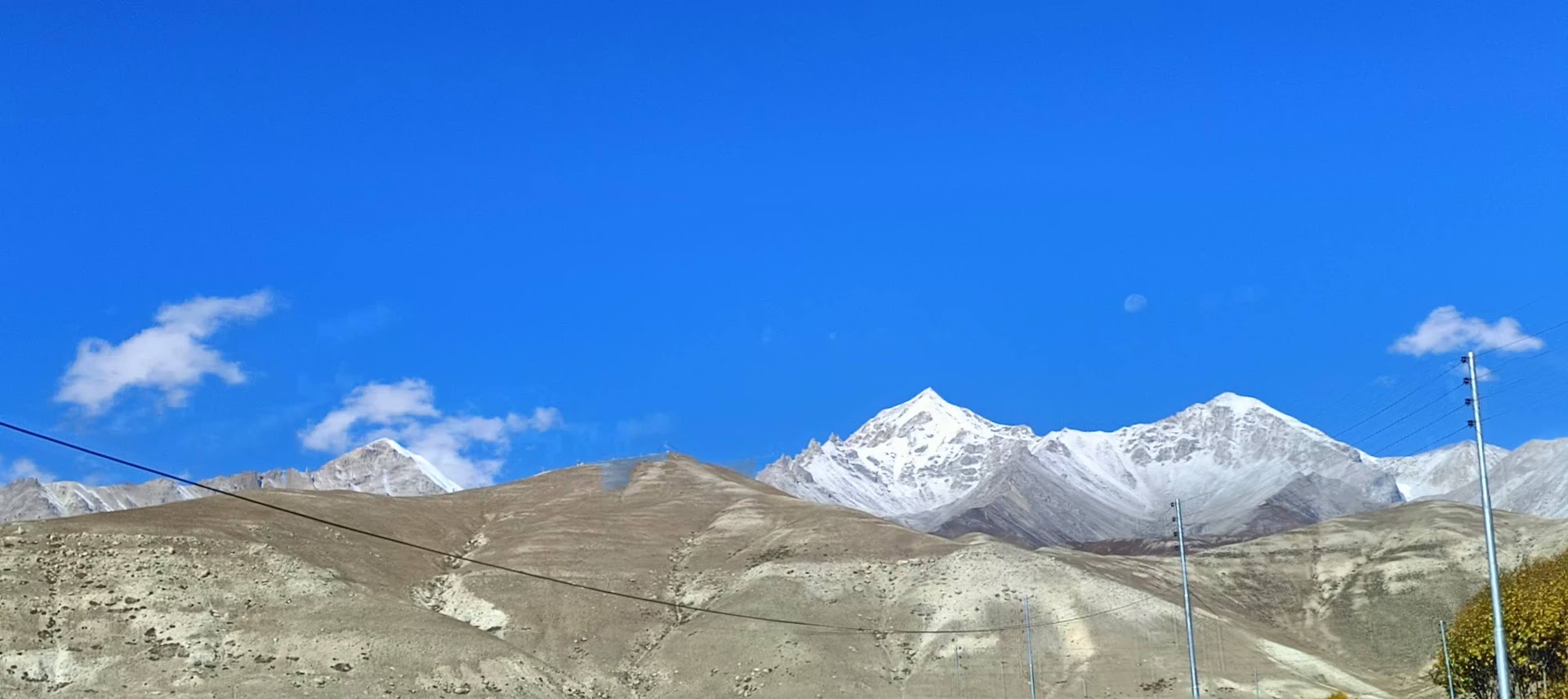 अर्धनिषेधित उपल्लो मुस्ताङको छुआमा पीकमा पहिलो सफल आरोहण