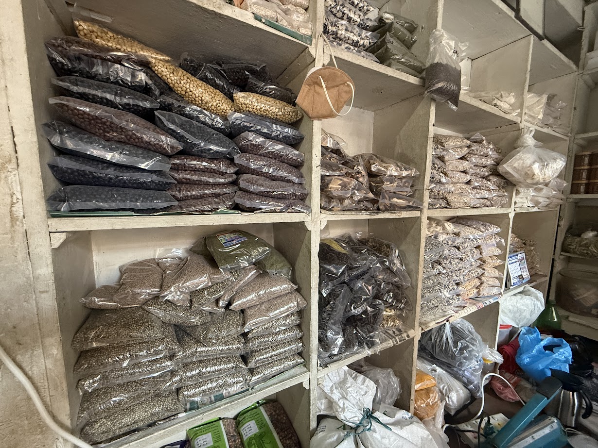 गाउँको कान्लादेखि समुद्रपारिको थालीसम्म: म्याग्दीका ‘कोसेली घर’ले जोड्दै गाउँको माटो र परदेशको स्वाद