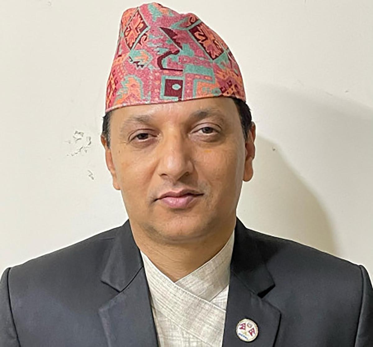 अख्तियारकाे छानविनमा पर्ने भएपछि म्याग्दीका सिडिअाे मन्त्रालय फिर्ता