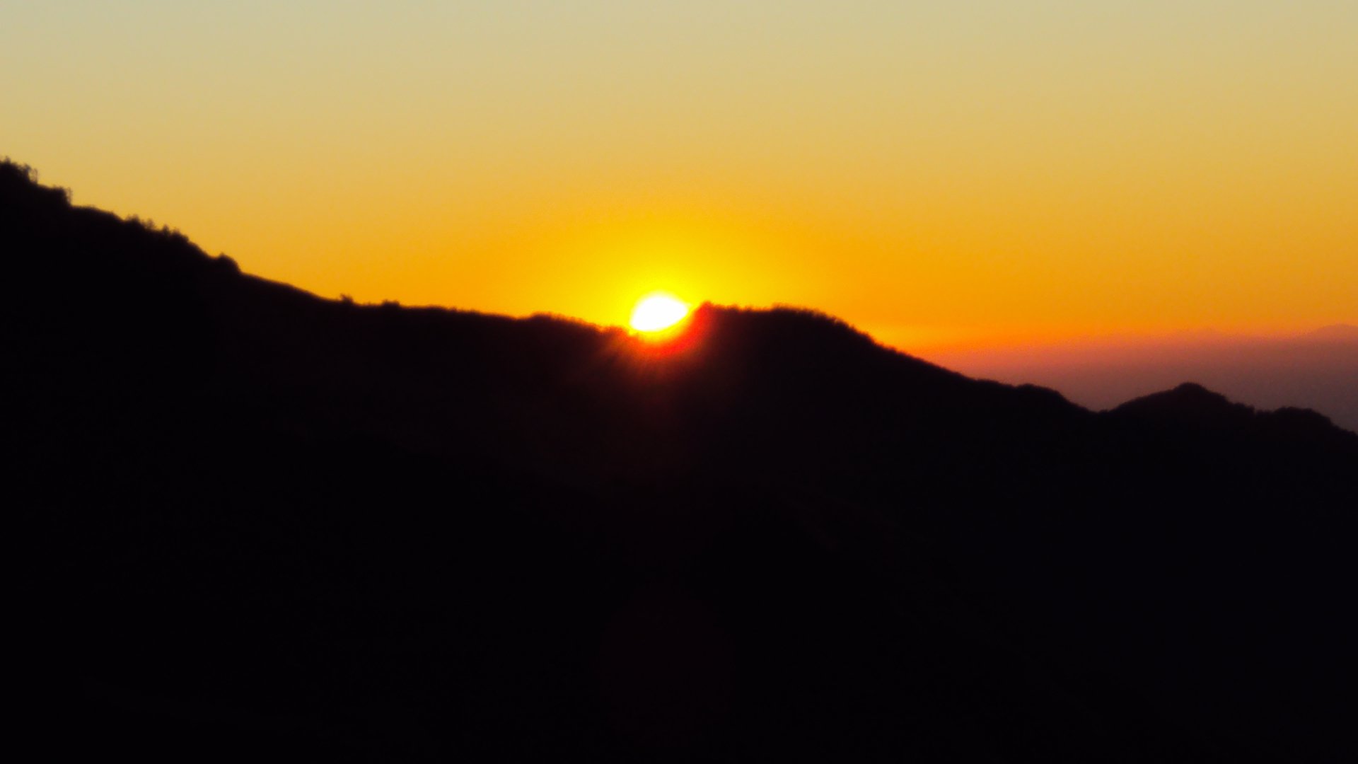 “परिवर्तित समय, अविचलित निष्ठा: तथ्यपूर्ण डिजिटल पत्रकारिता” नयाँ वर्ष २०२६ को हार्दिक शुभकामना