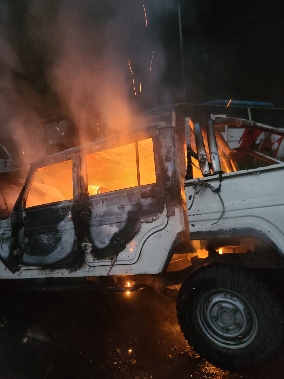 बेनीमा पार्किङमा राखेको जिपमा आगजनी गर्ने युवक पक्राउ, अनुसन्धानका लागि म्याद थप