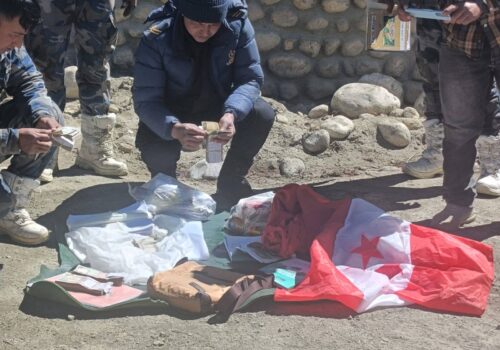 मुस्ताङ्गमा पैसासहति गाडी नियन्त्रणमा, आचारसंहिताको विषयमा मुख्य निर्वाचन अधिकृतको कार्यालयमा सर्वदलिय बैठक