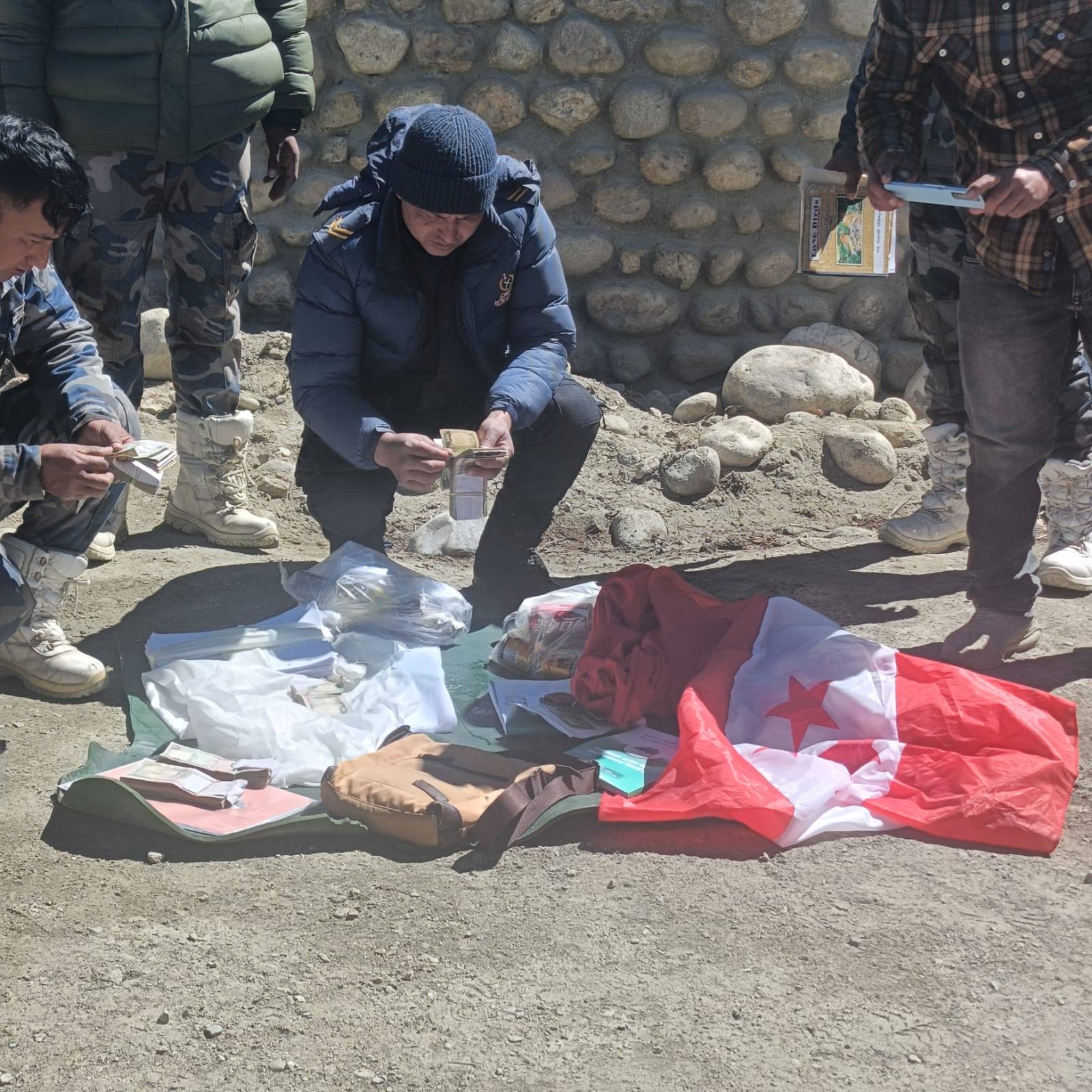 मुस्ताङ्गमा पैसासहति गाडी नियन्त्रणमा, आचारसंहिताको विषयमा मुख्य निर्वाचन अधिकृतको कार्यालयमा सर्वदलिय बैठक