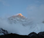 वसन्त याममा १२ अरेही अन्नपूर्णको चुचुरोमा