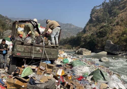 मंगलवार राती चोरी भएको बेनीको फोहोर उठाउने ट्याक्टर, राखुपिप्लेमा अलपत्र भेटियो