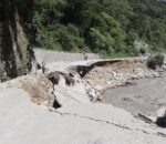 बेनी–जोमसोम सडक मर्मत गर्न मुस्ताङका तीन पालिकाले गरे १३२० लिटर इन्धन सहयाेग